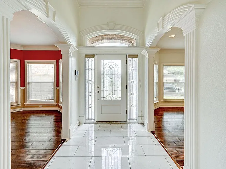 2804 Vermont Ct — Photo 2