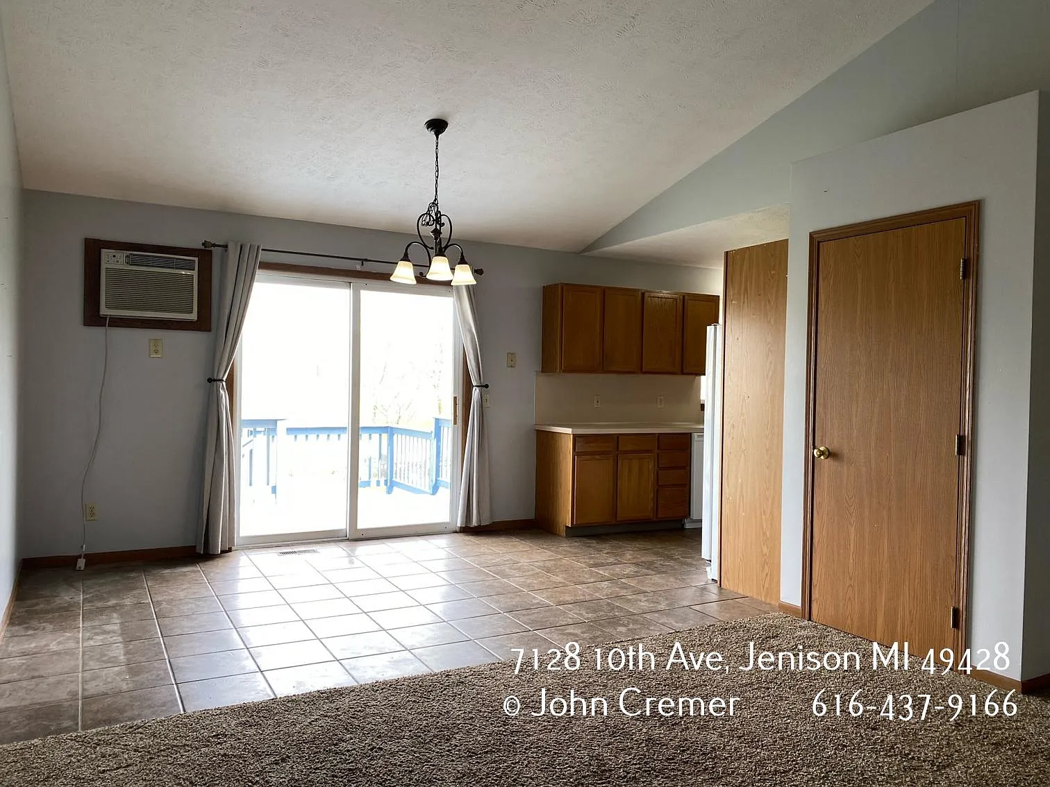 3 bed, 1952 sqft, $2,200 — Photo 4