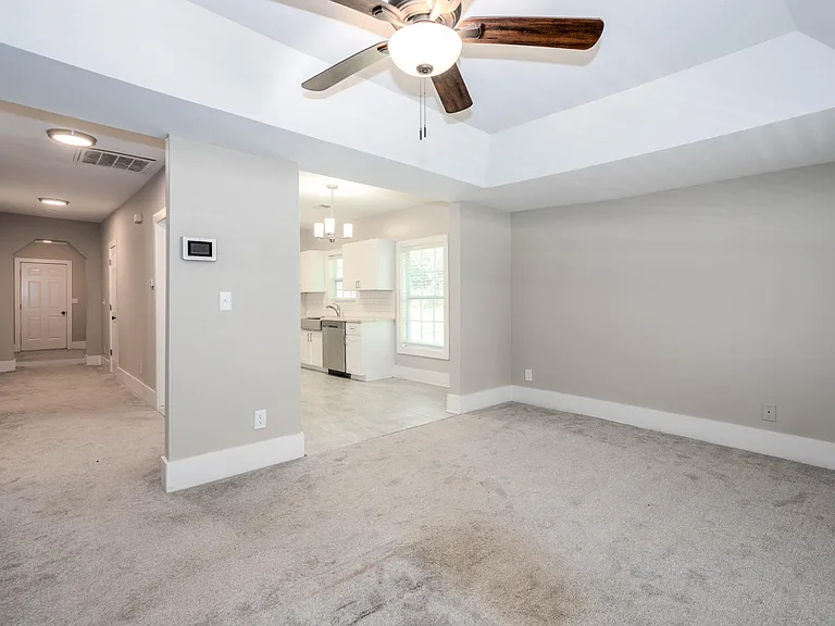 519 Nebo Rd — Photo 3
