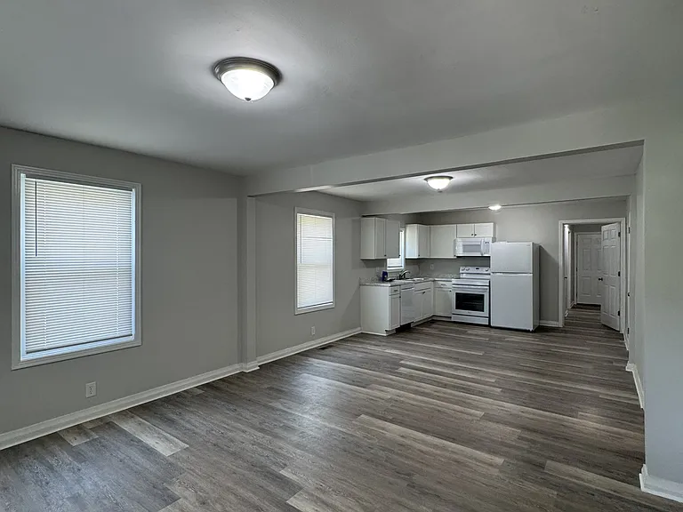 420 Bell Ave — Photo 4
