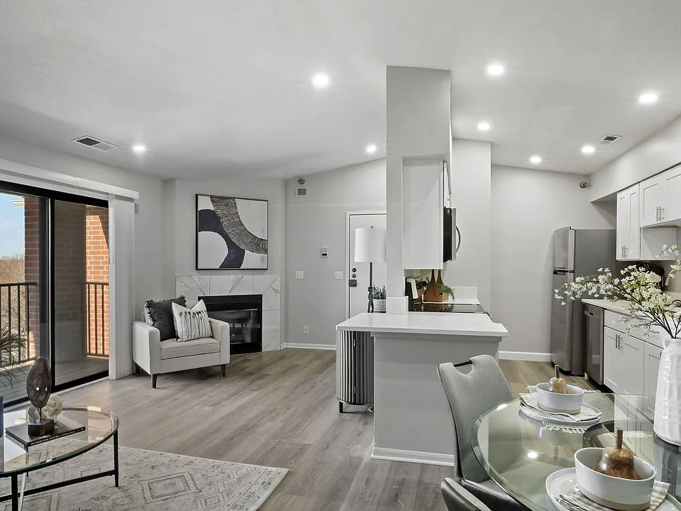 Oak Brook Park Apartments