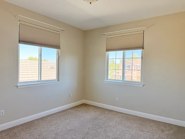 653 Lilja Ct — Photo 19