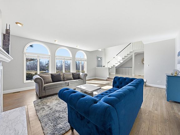 3rd image of 1 Longwood Way