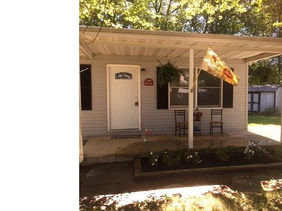 2nd image of 2000 Louisa Ave
