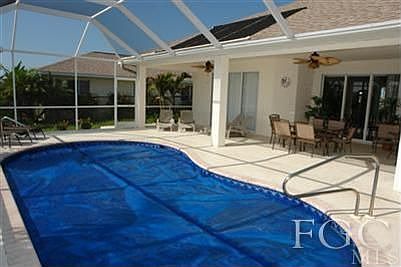 large custom pool w/ cage
