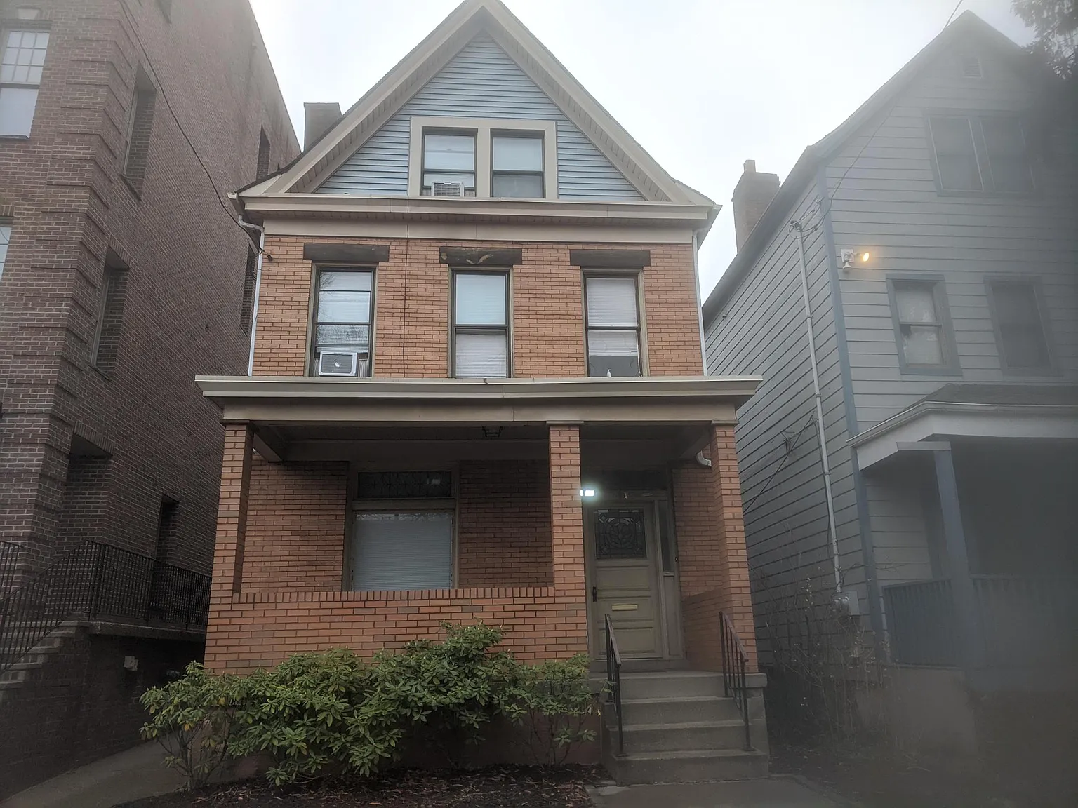 711 Copeland St photo 1