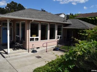 146 Cambridge Ave, Silverton, OR