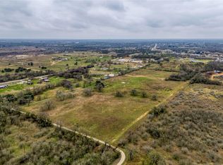 103 Robin Ln, Luling, TX 78648