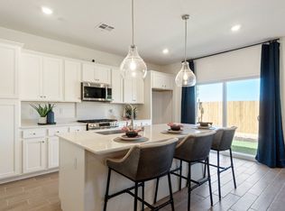 7055 W Gettysburg Ave, Fresno, CA
