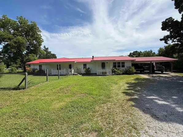 1212 Gayler St, Mountain View, AR 72560