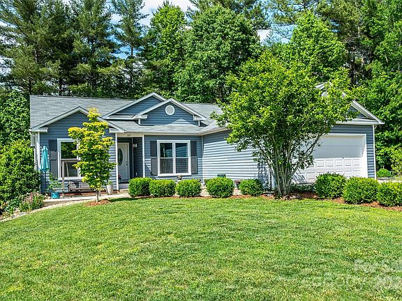 2nd image of 289 Forest Glen Way