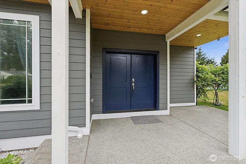 2nd image of 8316 Wildwood Avenue SW