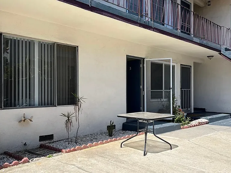 12711 Pacific Ave #3 — Photo 7
