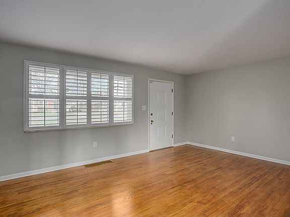 2nd image of 207 Roberta Ave
