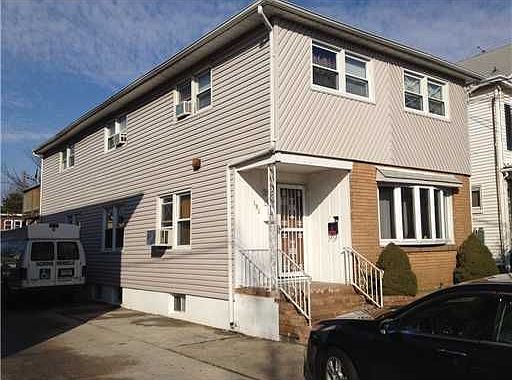2nd image of 181 Madison Ave