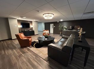 Kraewood Flats - Rent Special, Northfield, MN 55057