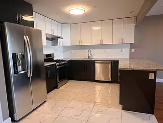 Rented by Apple Realty Group Corp