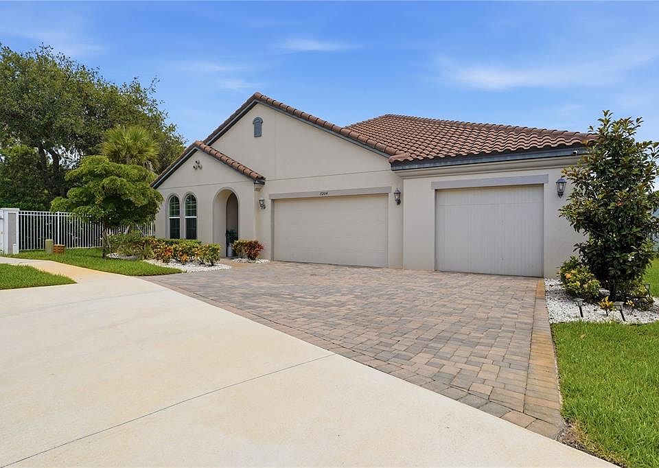 1st image of 7204 GREAT EGRET BOULEVARD