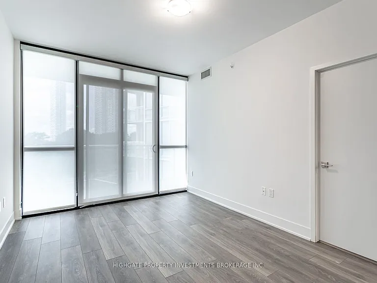 2916 Highway 7 Rd #305 — Photo 16