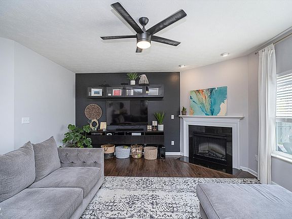 5th image of 1264 W Limestone Way