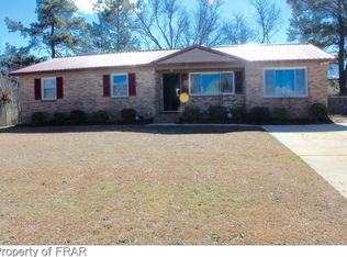 314 Longhorn Dr, Fayetteville, NC 28303