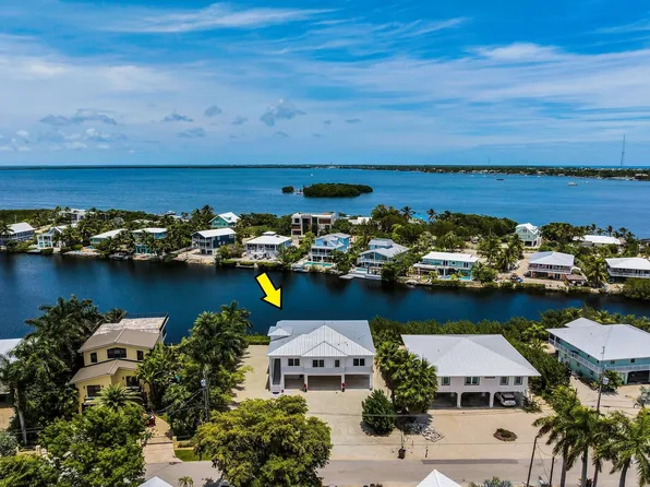 38 N Bounty Ln, Key Largo, FL 33037