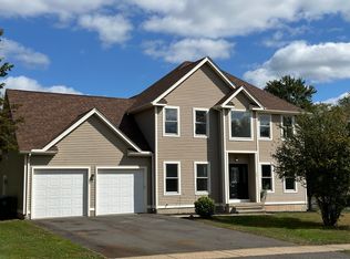 219 Tree Hill Rd, Berlin, CT 06037