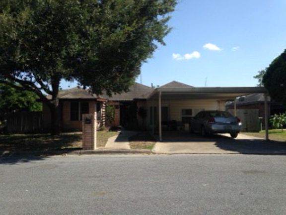 2nd image of 527 Shea Dr