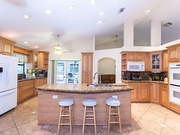 13677 Citrus Grove Blvd-611