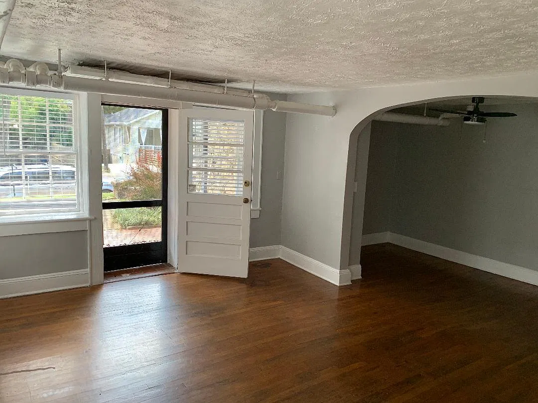 2 bed, 2000 sqft, $2,375 — Photo 3