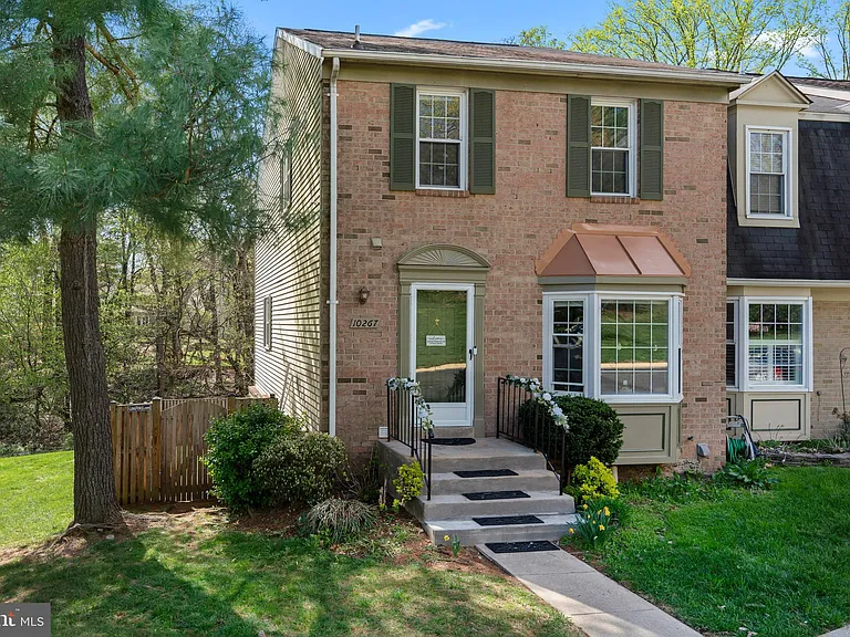 10267 Green Holly Ter — Photo 1