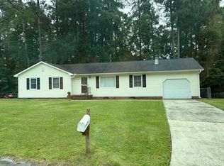 206 Cambridge Ct, Havelock, NC 28532