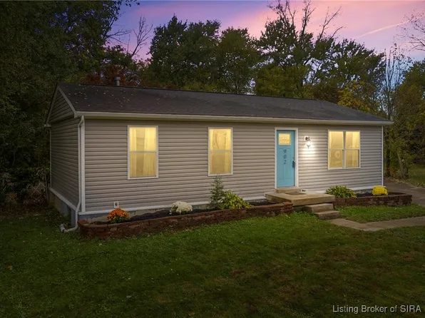 902 Assembly Road, Jeffersonville, IN 47130