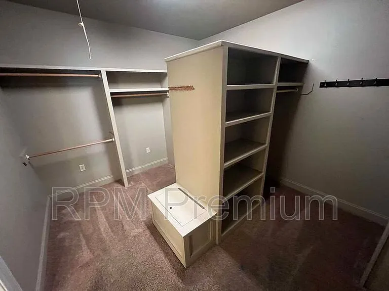 3995 Water Oak Dr — Photo 33