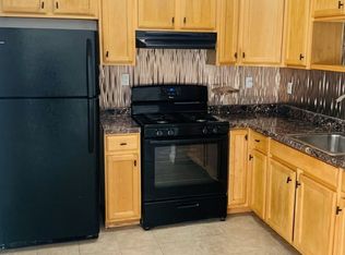 209 Macdougal St #1, Brooklyn, NY 11233