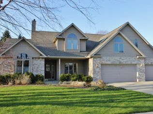 1313 Woodcreek Trl, Saint Joseph, MI