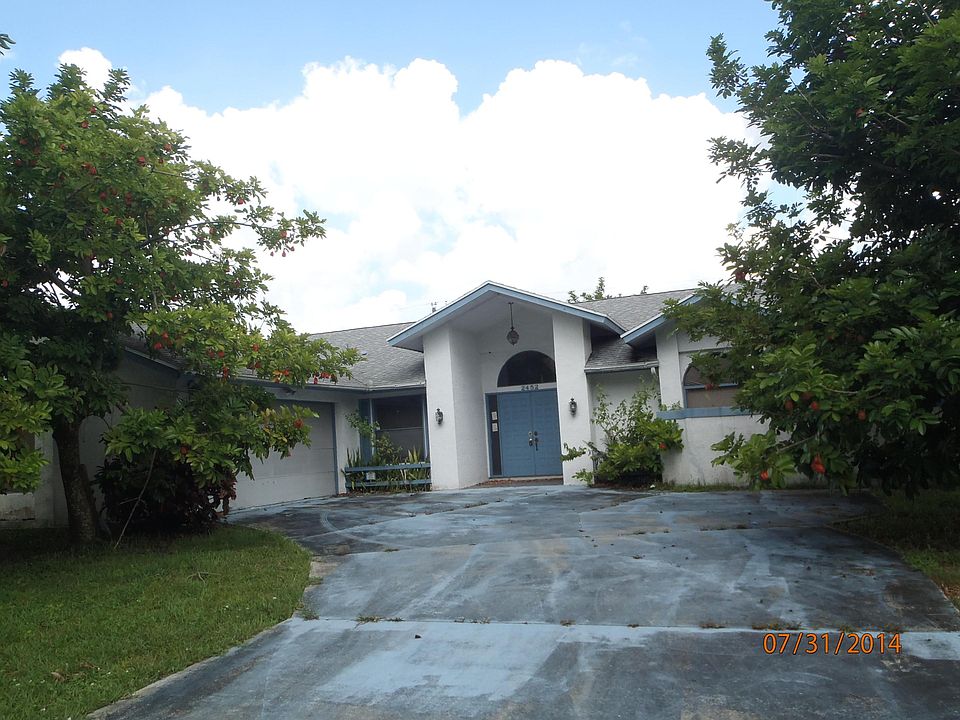 1st image of 2452 SE Floresta Drive