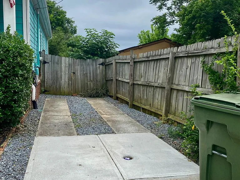 404 Bass St SW — Photo 16