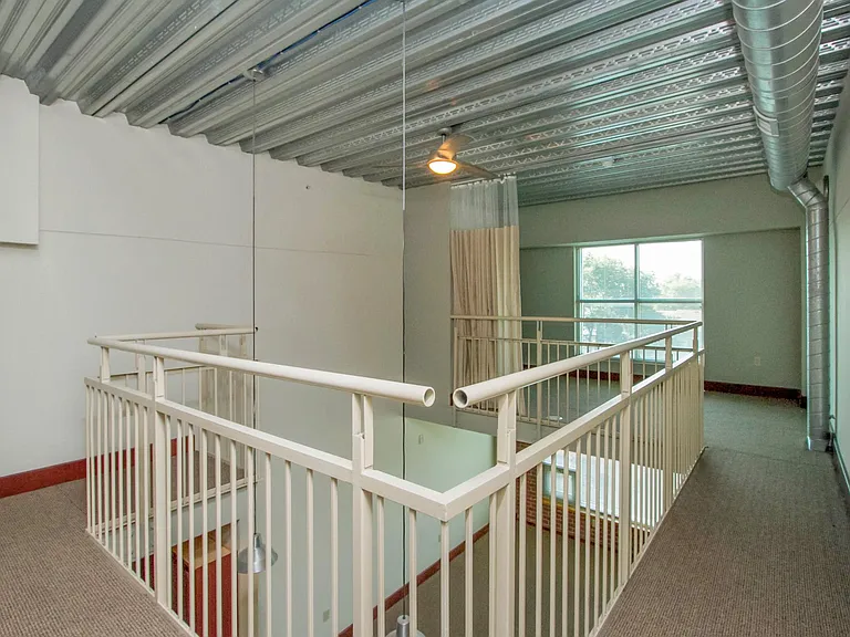 Chamberlain Lofts — Photo 18