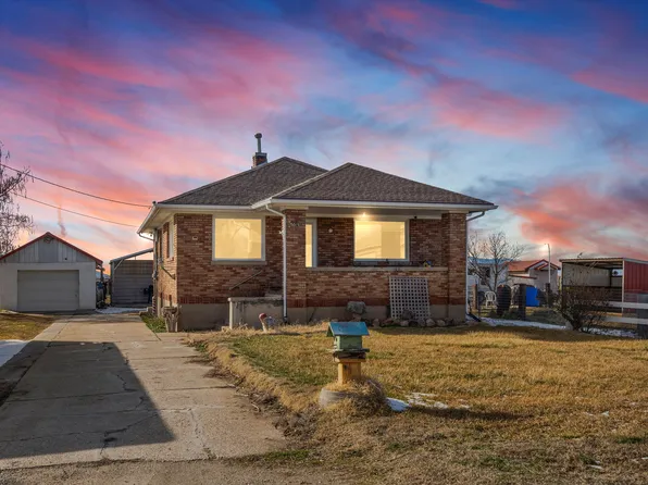 5015 S 6700 W, Hooper, UT 84315