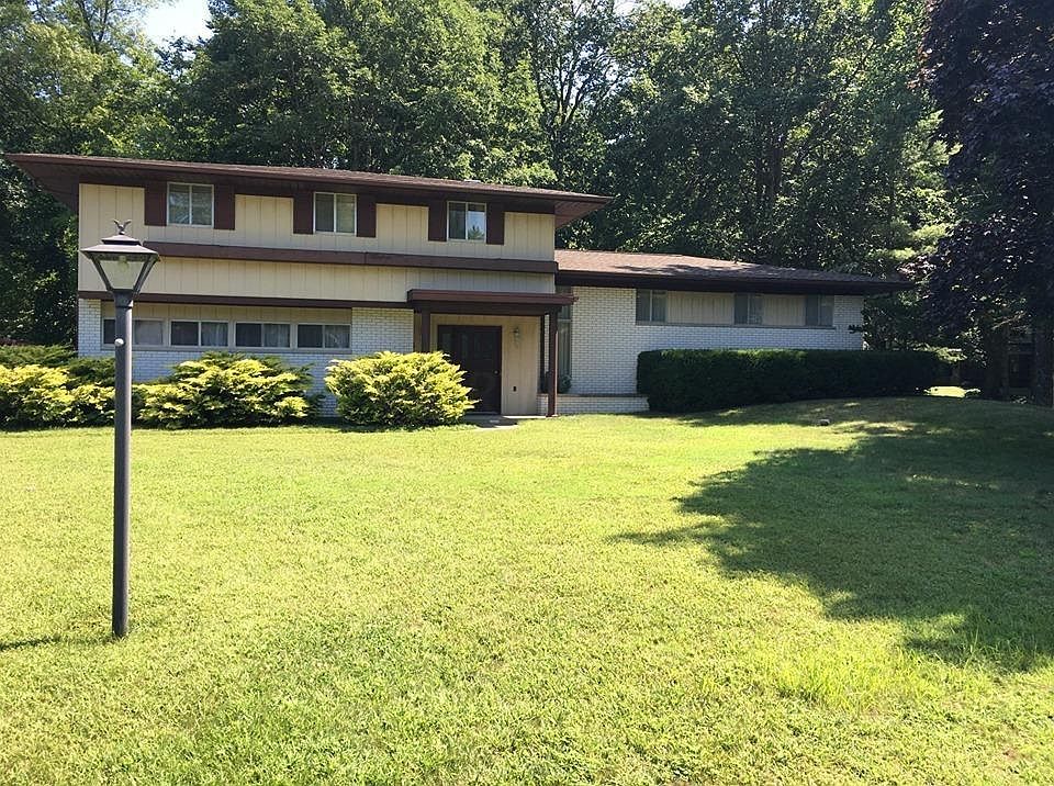 1st image of 13310 Sheffield Dr
