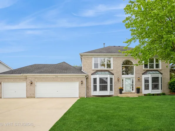 1305 Saint Claire Pl, Schaumburg, IL 60173