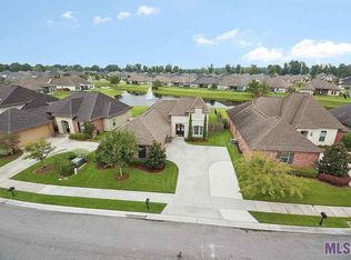 14609 Lake Town Dr, Baton Rouge, LA 70810