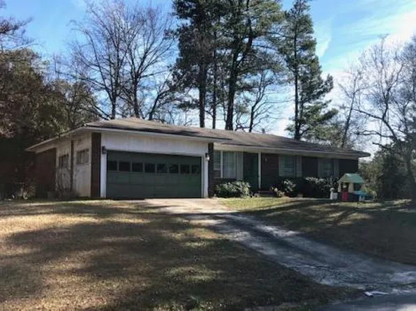 622 Sheffield Rd, Norcross, GA 30071