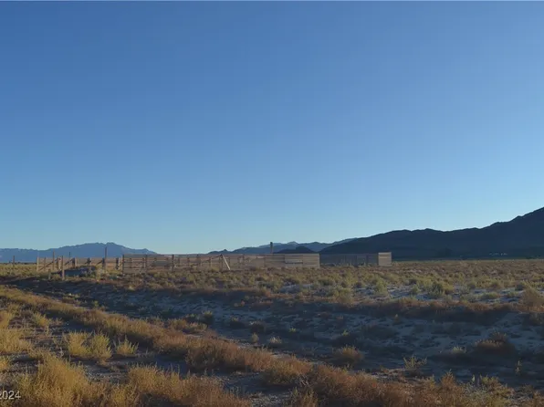 6341 N Goya Pl, Pahrump, NV 89060