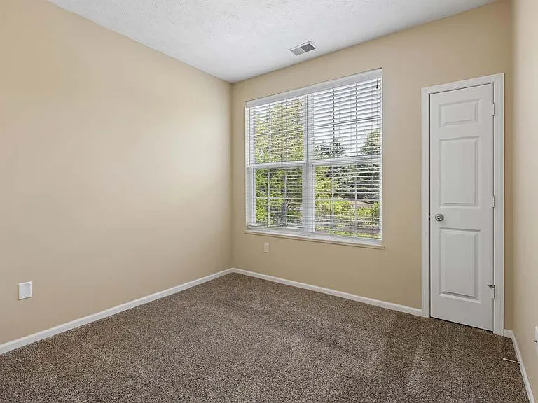 Ridge Pointe Villas — Photo 130