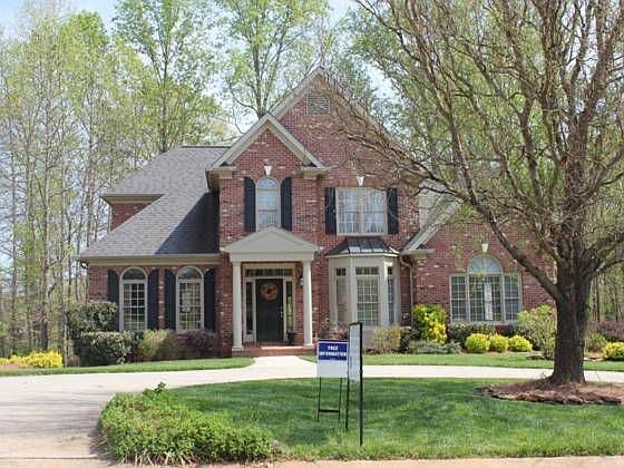 2nd image of 118 N Hiddenbrooke Dr