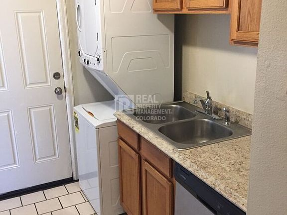 4th image of 7732 Idlewild St
