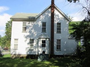 255 Canal St, Ellenville, NY 12428