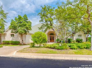 14 Royal Gardens Dr, San Antonio, TX 78248